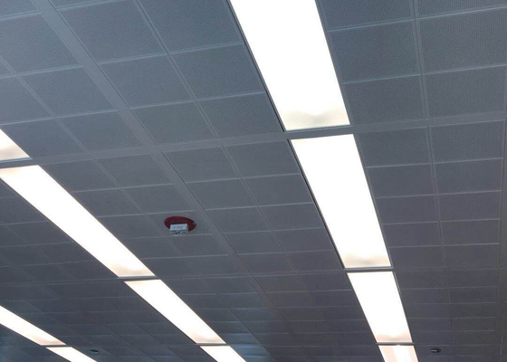 1' ×1 ' 사무실 건물을 위한 천장에 있는 백색 색깔 기공 Φ2.3 클립