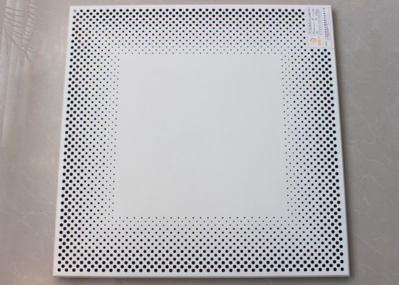 천장판에 있는 알루미늄 클립은 0.7mm 둥근 구멍 기공 ISO9001를 타일을 붙입니다