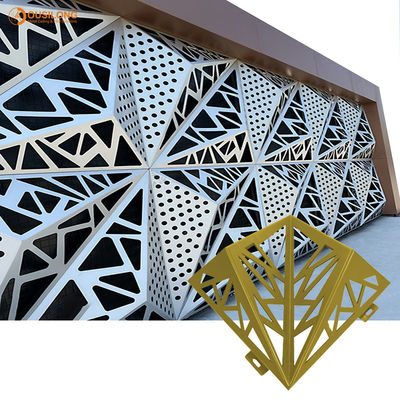 홀, 실버 화이트를 위한 상한에서 금속 내부 3D 트라이앵글 클립은 중단된 알루미늄 펄스 실링을 숨겼습니다